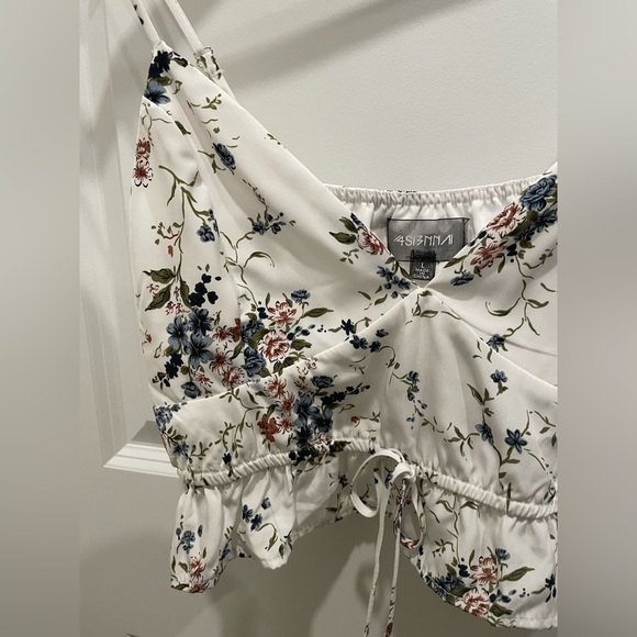 4SI3NNA White Floral Crop Top Sz L - Picture 2 of 7